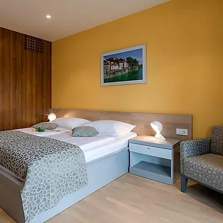 Florjanckov Hram Hotel 3*