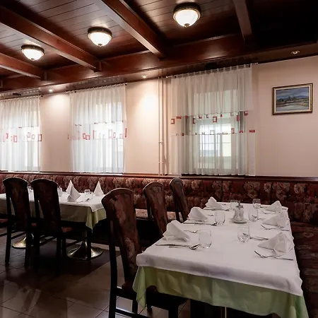 Florjanckov Hram Otel