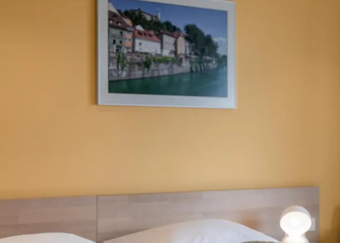 Florjanckov Hram Hotel 3*